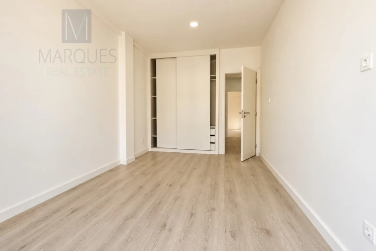Apartamento T3 para Venda em Costa da Caparica Foto 13