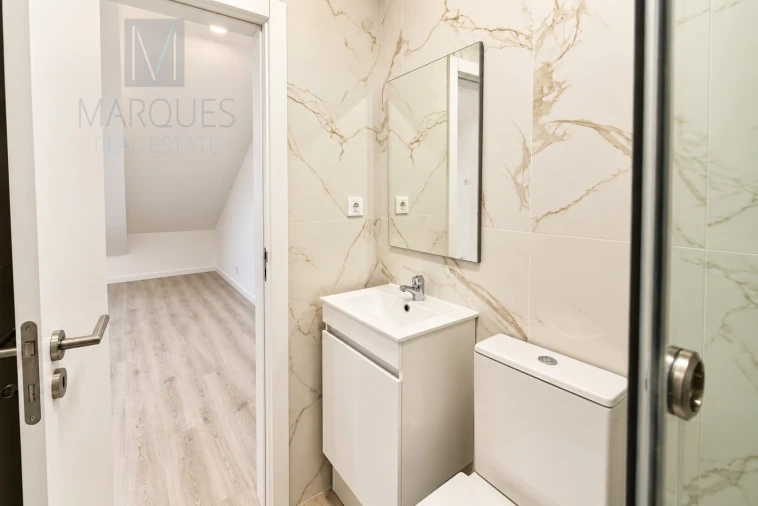 Apartamento T3 para Venda em Costa da Caparica Foto 20