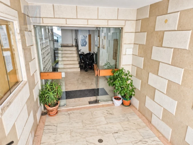Apartamento T3 para Venda em Costa da Caparica Foto 29