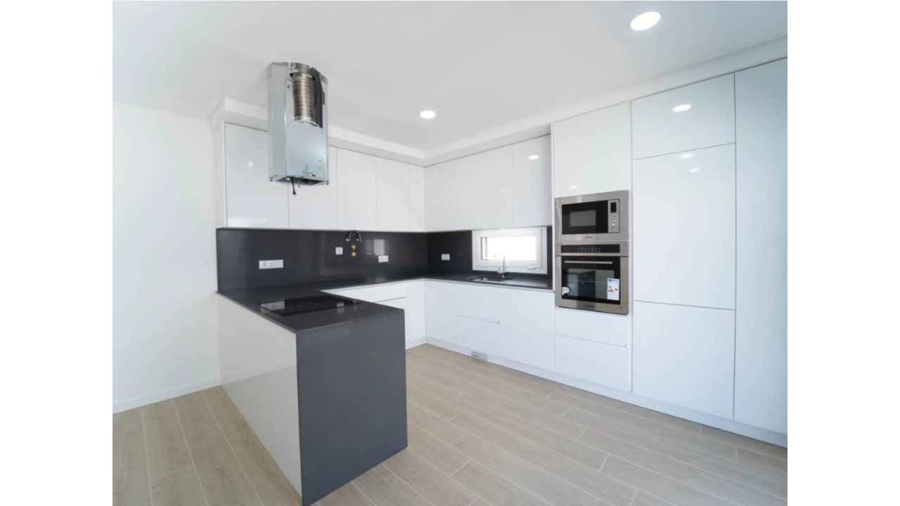 Apartamento T3 para Venda em Amora Foto 9