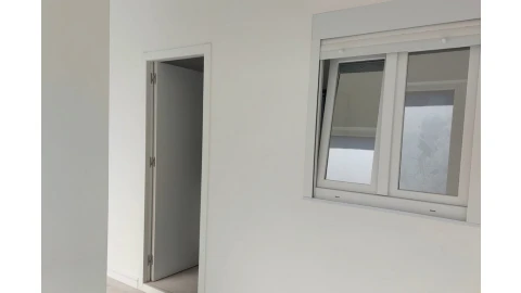 Loja para Venda em Alto do Seixalinho, Santo André e Verderena