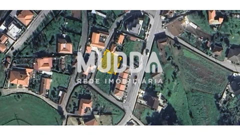 Terreno para Venda em Canedo, Vale e Vila Maior