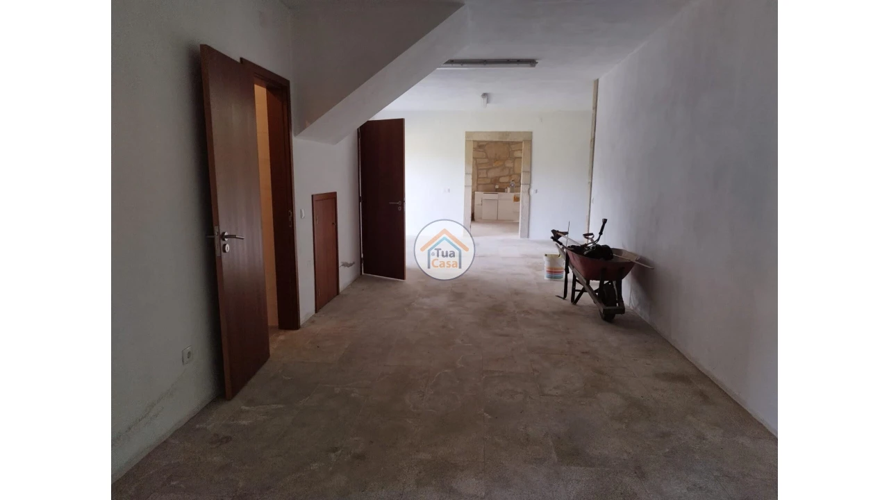 Moradia T3 para Venda em Negreiros e Chavão Foto 48