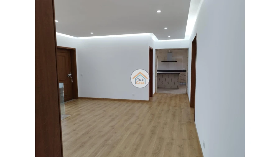 Moradia T3 para Venda em Negreiros e Chavão Foto 20