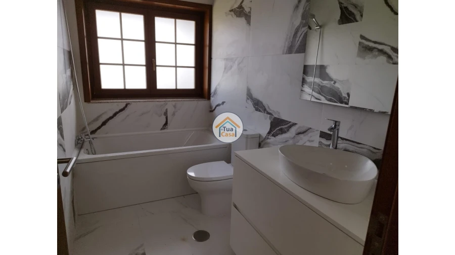 Moradia T3 para Venda em Negreiros e Chavão Foto 30