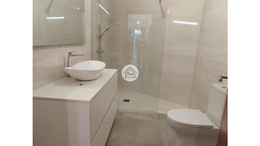 Moradia T3 para Venda em Negreiros e Chavão Foto 21