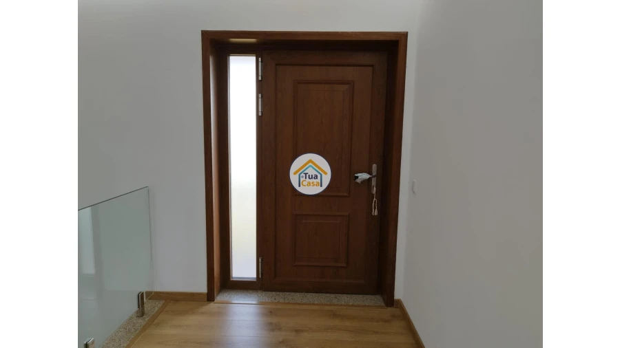 Moradia T3 para Venda em Negreiros e Chavão Foto 41