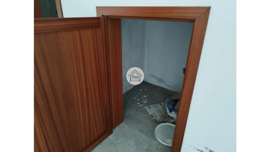 Moradia T3 para Venda em Negreiros e Chavão Foto 45