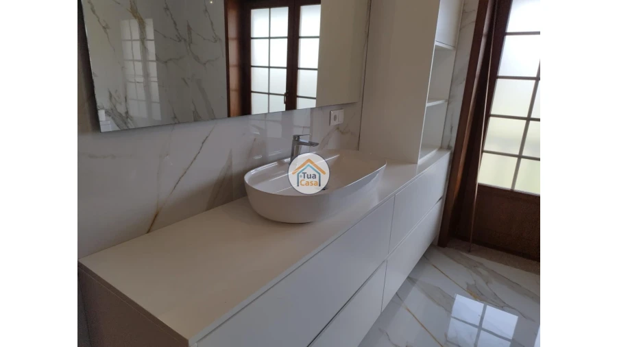 Moradia T3 para Venda em Negreiros e Chavão Foto 24