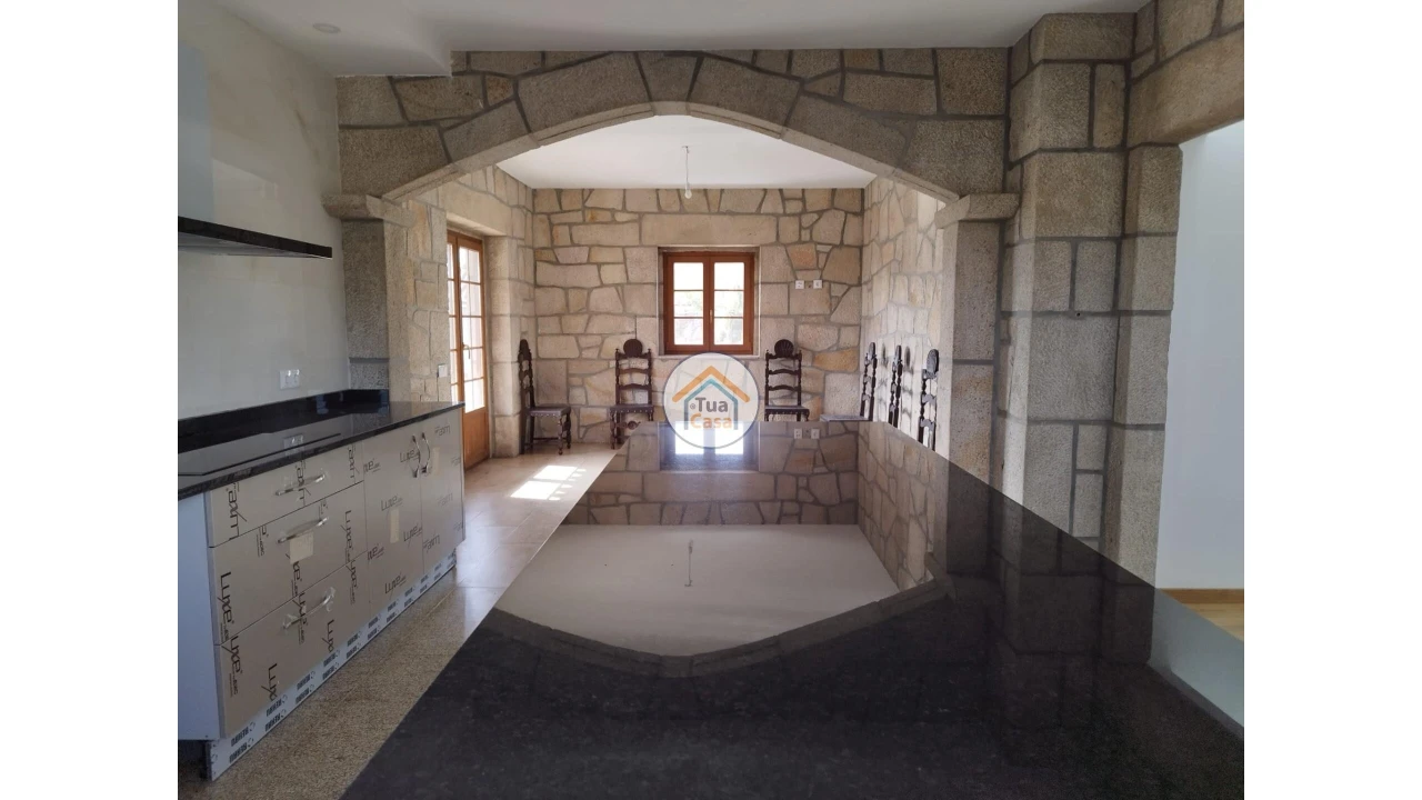 Moradia T3 para Venda em Negreiros e Chavão Foto 3