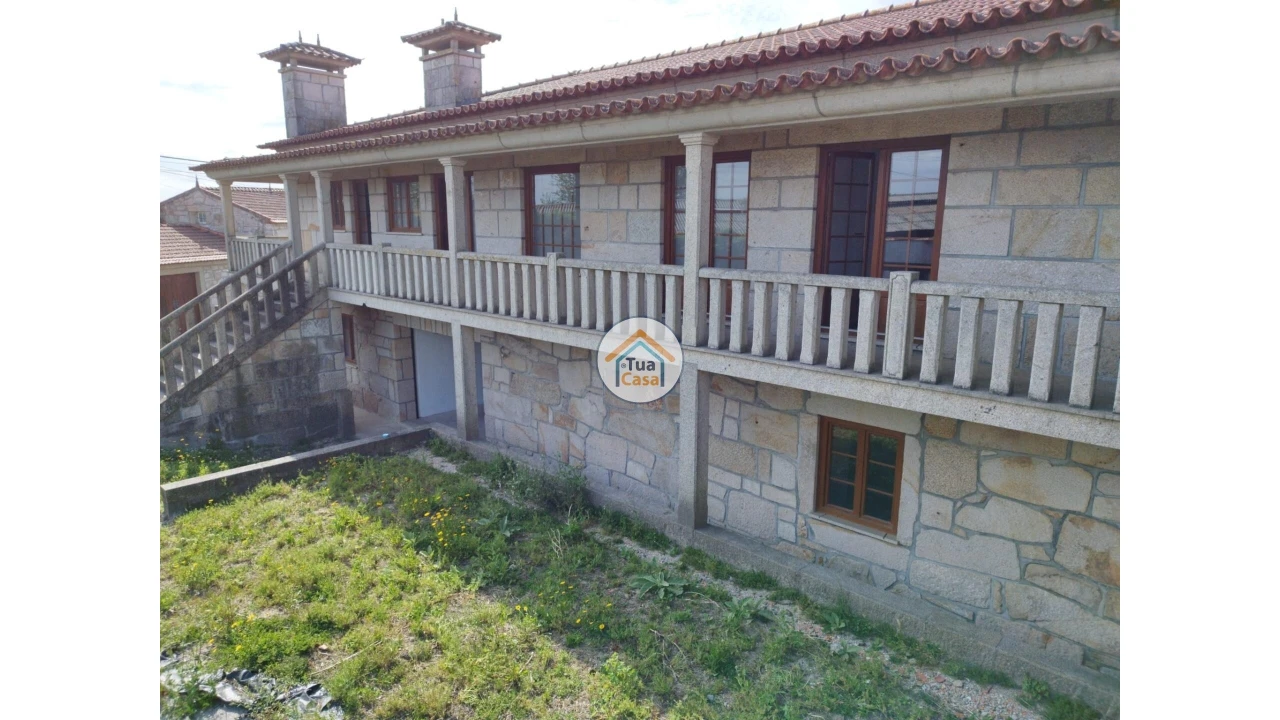 Moradia T3 para Venda em Negreiros e Chavão Foto 1