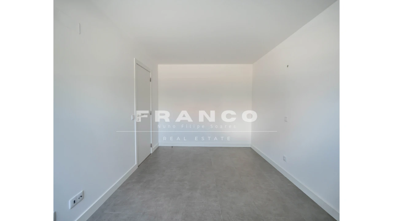 Moradia para Venda em Bordeira Foto 20