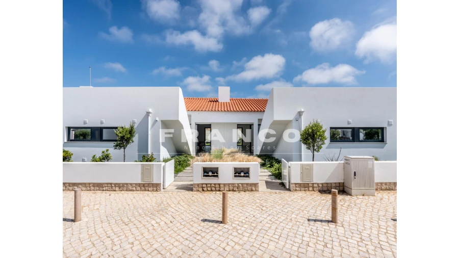 Moradia para Venda em Bordeira Foto 1