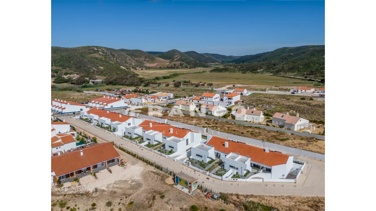 Moradia para Venda em Bordeira Foto 44