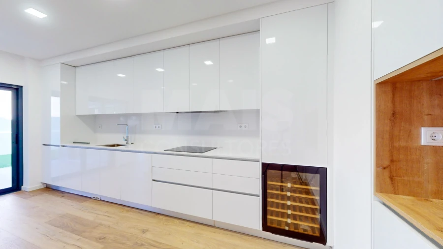 Apartamento T3 para Venda em Loures Foto 3