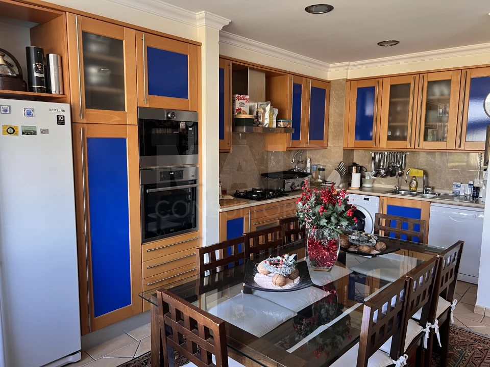 Apartamento T3 para Venda em Quarteira Foto 12