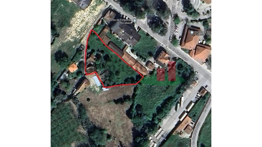 Moradia T3 para Venda em Rio Maior Foto 2