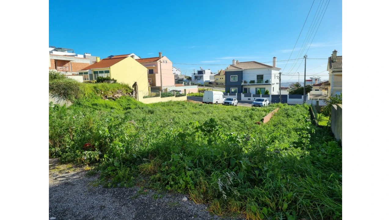 Terreno para Venda em Ramada e Caneças Foto 1