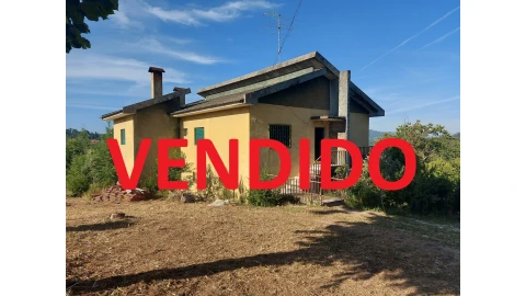 Moradia T4 para Venda em Mangualde, Mesquitela e Cunha Alta