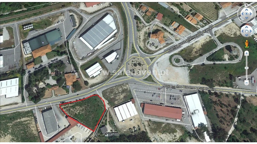 Terreno Comércio / Armazém para Venda em Currelos, Papízios e Sobral Foto 1