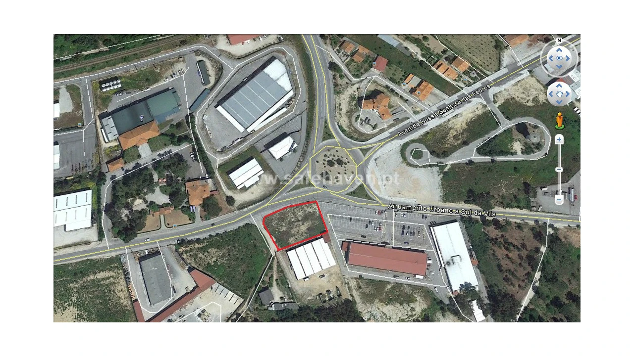Terreno Comércio / Armazém para Venda em Currelos, Papízios e Sobral Foto 1