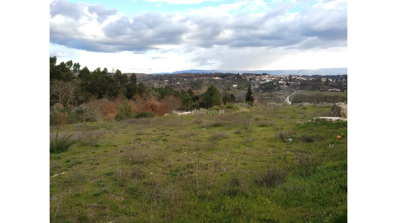 Terreno para Venda em Mangualde, Mesquitela e Cunha Alta Foto 1