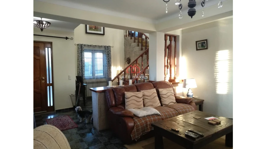 Quinta T6 para Venda em Quintela de Azurara Foto 6