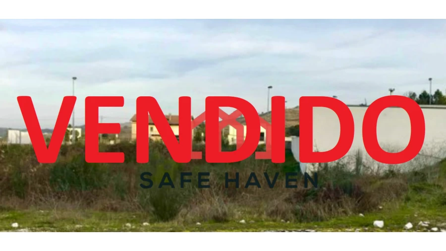 Terreno para Venda em Quintela de Azurara Foto 1