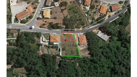 Terreno para Venda em Cavernães