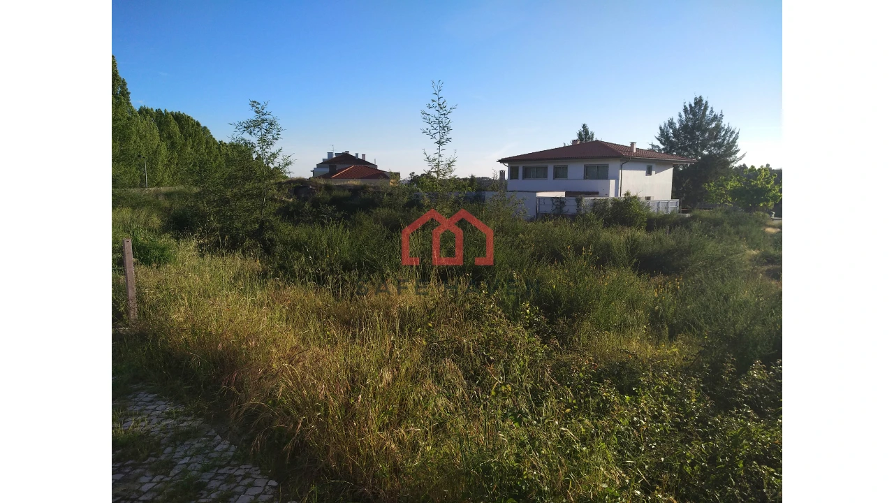 Terreno para Venda em Mundão Foto 1