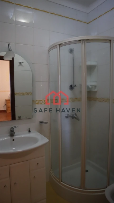 Quarto para Arrendamento em Fornos de Maceira Dão
