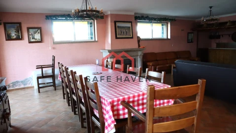 Quarto para Arrendamento em Fornos de Maceira Dão