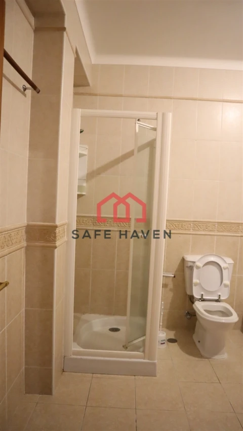 Quarto para Arrendamento em Fornos de Maceira Dão