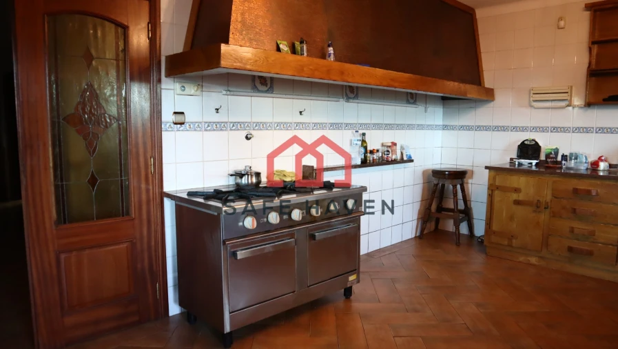 Quarto para Arrendamento em Fornos de Maceira Dão Foto 18