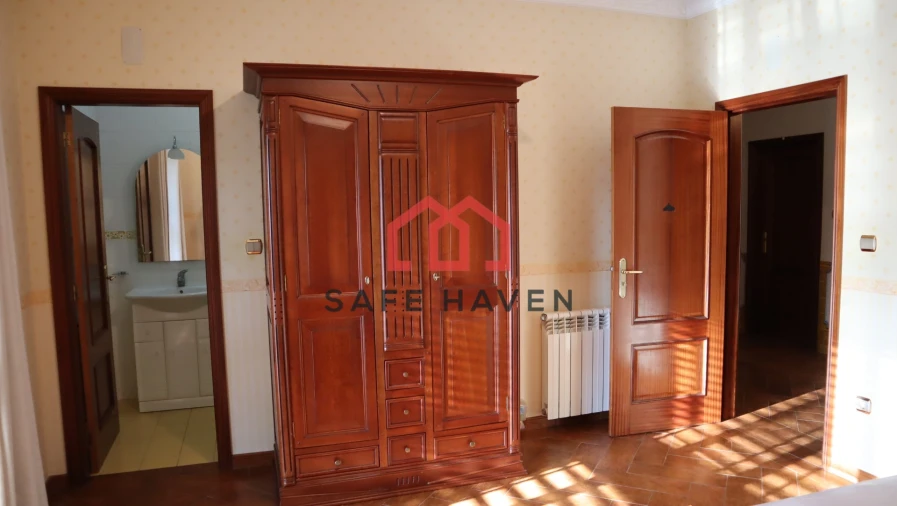 Quarto para Arrendamento em Fornos de Maceira Dão Foto 5