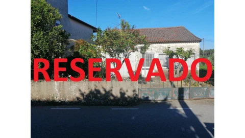 Moradia T0 para Venda em Tavares (Chãs, Várzea e Travanca)