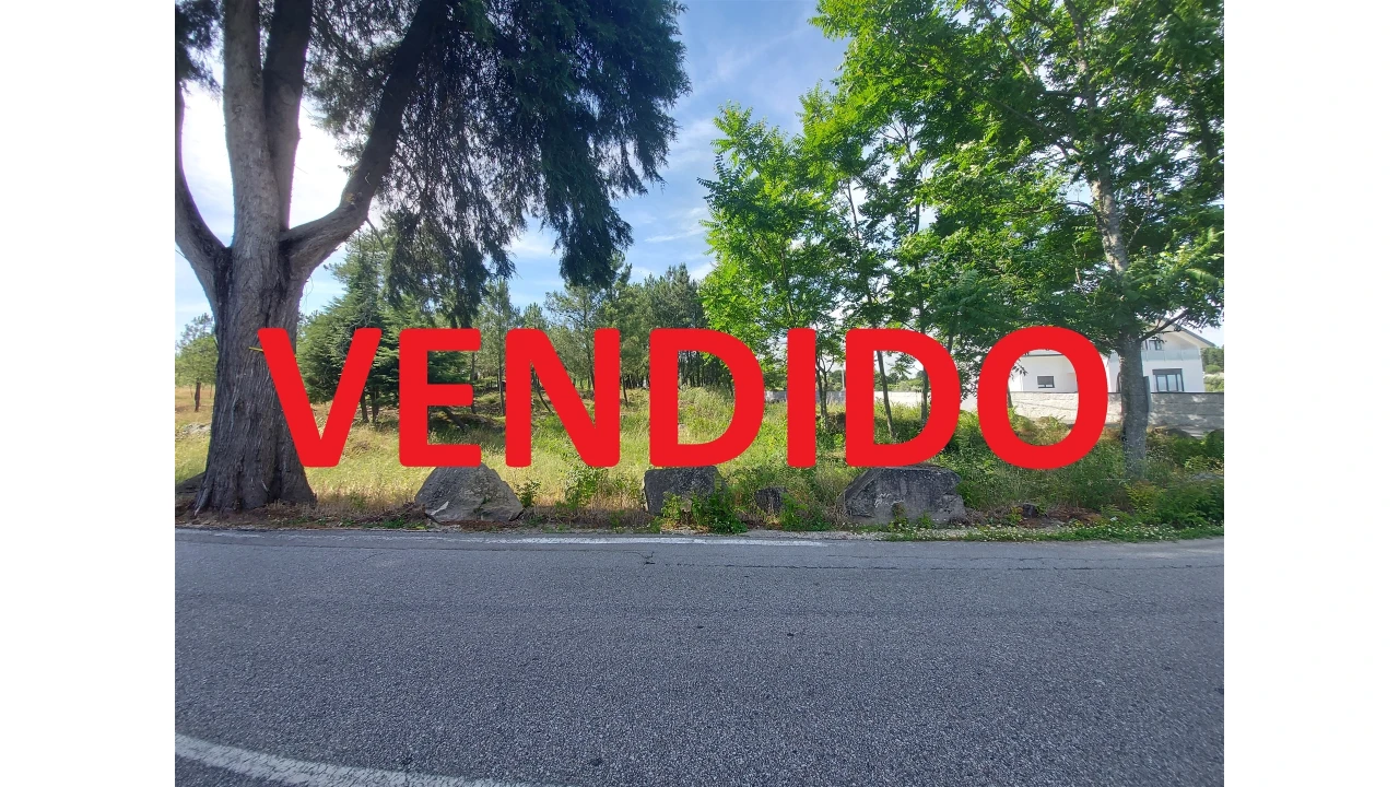 Terreno para Venda em Mangualde, Mesquitela e Cunha Alta Foto 1