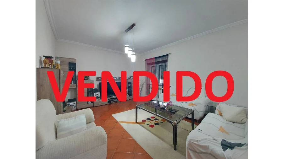 Moradia T4 para Venda em Fornos de Maceira Dão