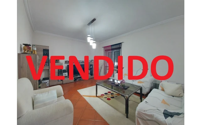 Moradia T4 para Venda em Fornos de Maceira Dão