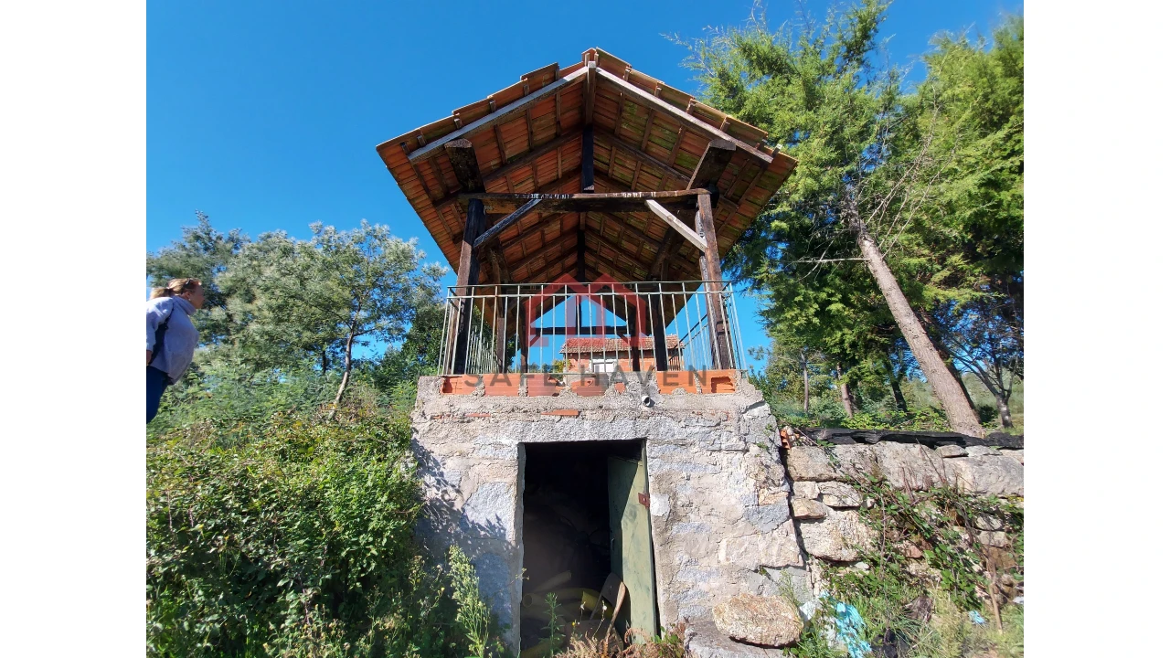 Quinta T0 para Venda em Cunha Baixa Foto 14