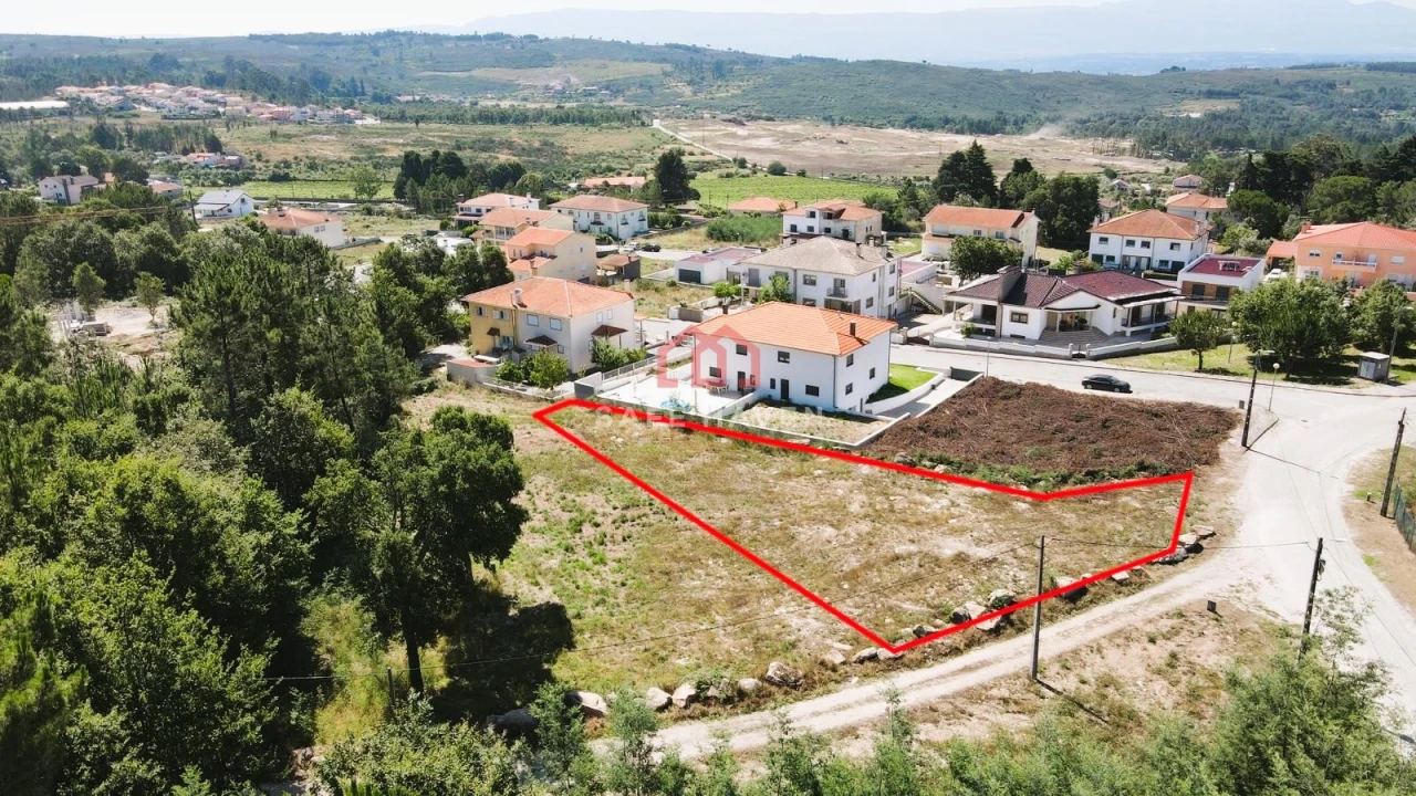 Terreno para Venda em Mangualde, Mesquitela e Cunha Alta Foto 2
