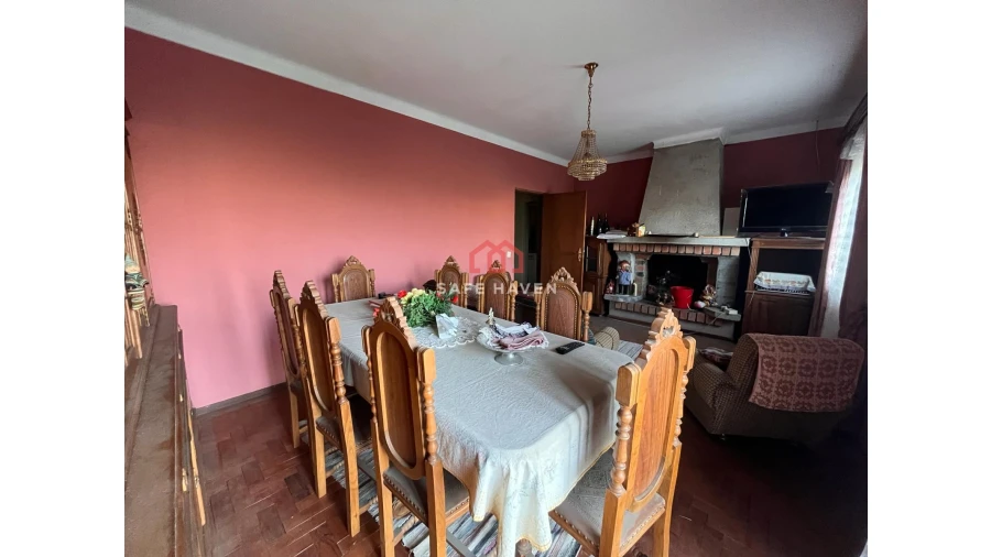 Quinta T3 para Venda em Castelões Foto 8