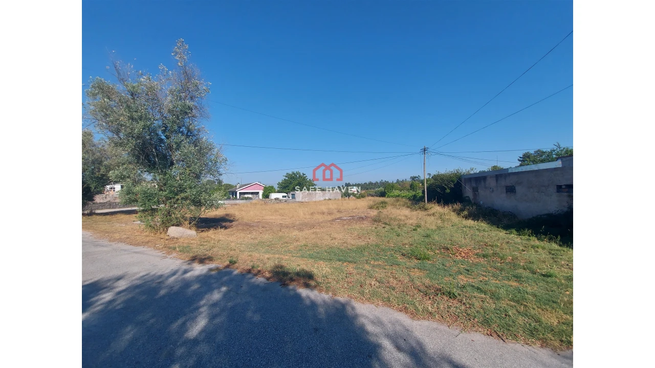 Terreno para Venda em Canas de Senhorim Foto 1