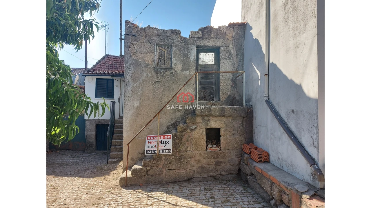 Moradia T0 para Venda em Canas de Senhorim Foto 2