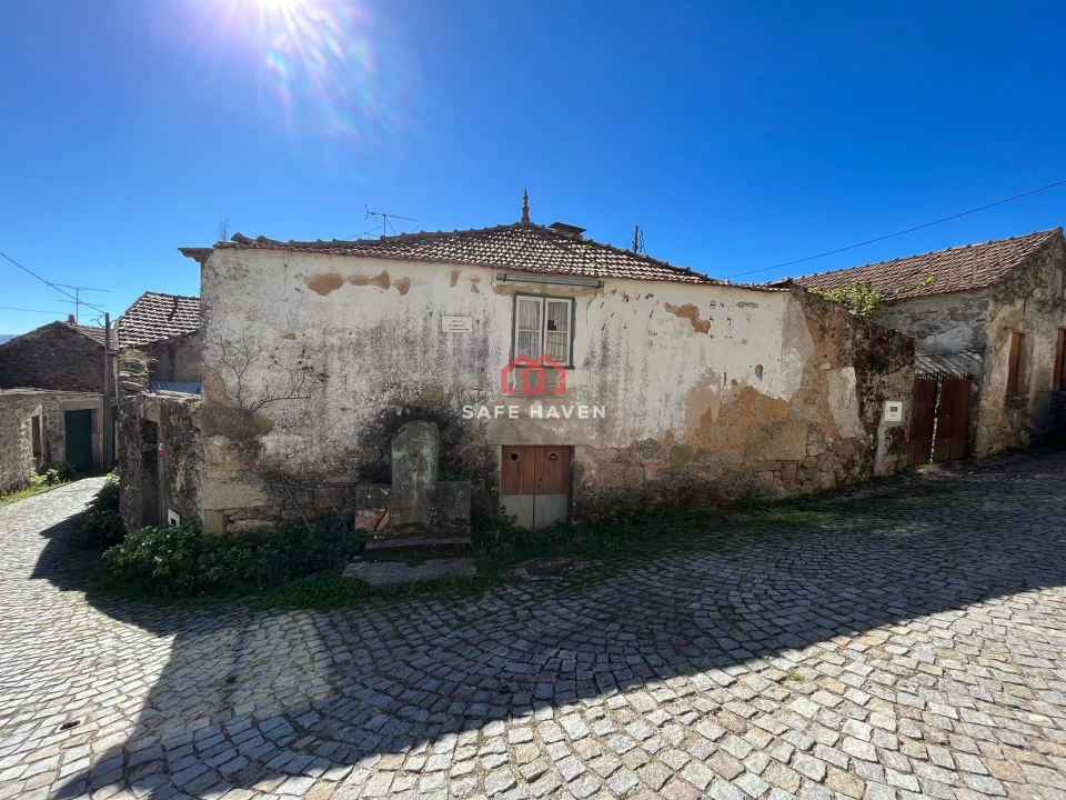 Moradia T0 para Venda em Santiago de Cassurrães e Póvoa de Cervães Foto 2