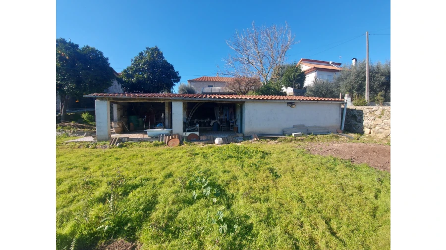 Moradia T3 para Venda em Rio de Moinhos Foto 18