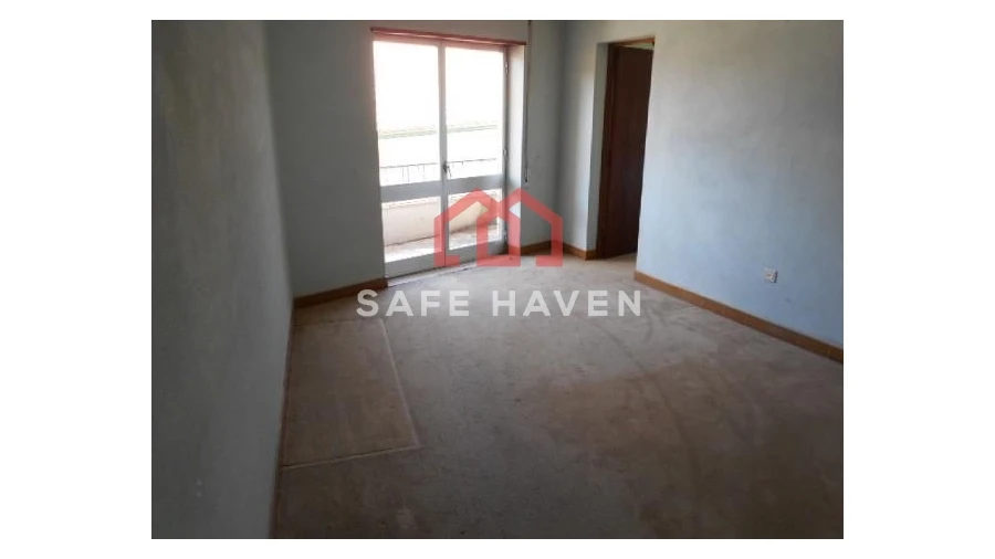 Moradia T4 para Venda em Girabolhos Foto 4