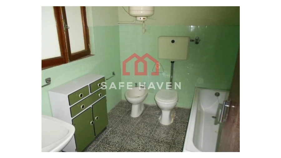 Moradia T4 para Venda em Girabolhos Foto 5