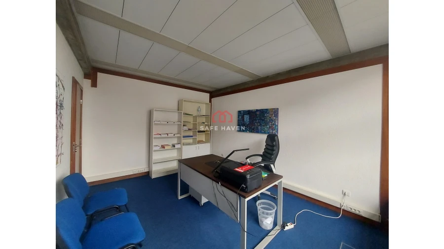 Escritório para Arrendamento em Mangualde, Mesquitela e Cunha Alta Foto 4