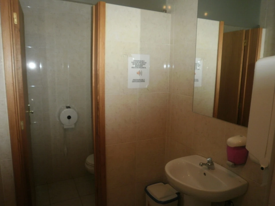 Negócio para Venda em Madalena Foto 12